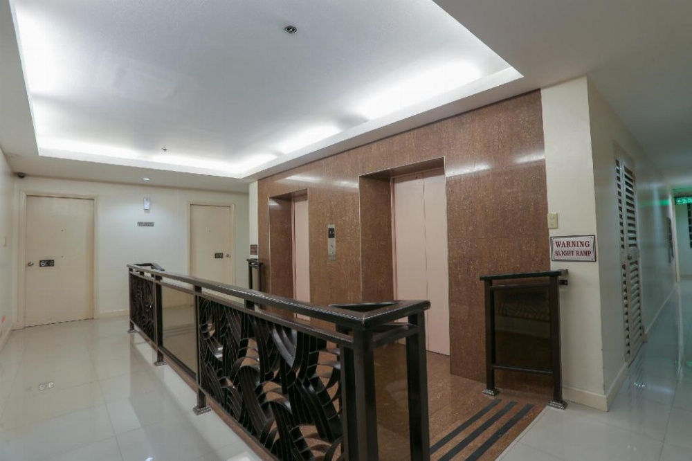 Paragon Tower Hotel